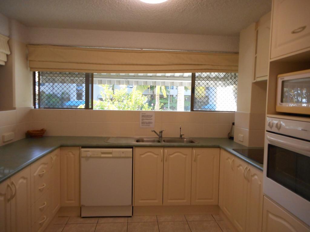 Placid Waters Holiday Apartments Bongaree Εξωτερικό φωτογραφία